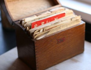wooden thm recipe box
